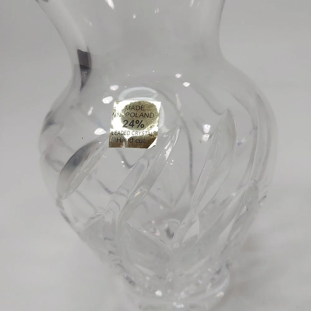 Vintage 24% Lead Crystal Vase - Cut Leaf Design Fluted Rim Star Bottom Poland